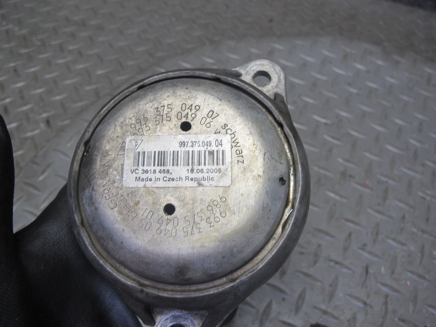 2005-2012 Porsche 911 997 3.6L 3.8L Engine Left & Right Motor Mount Set of 2
