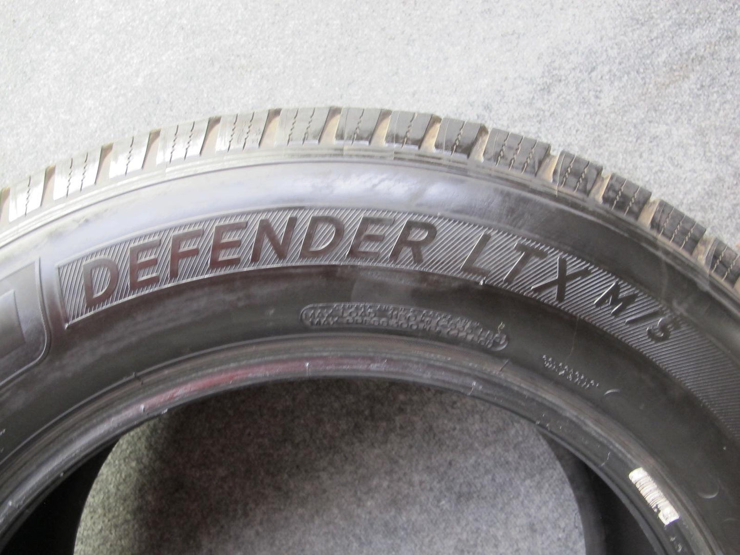 Set of 2 Michelin Defender LTX M/S A/S Tire 275/60 R18 113H 2322 8/32 9/32 Tread