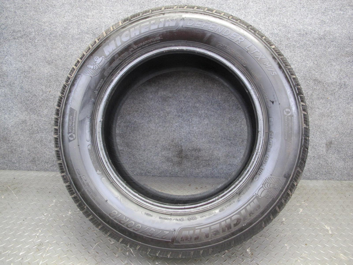 Set of 2 Michelin Defender LTX M/S A/S Tire 275/60 R18 113H 2322 8/32 9/32 Tread