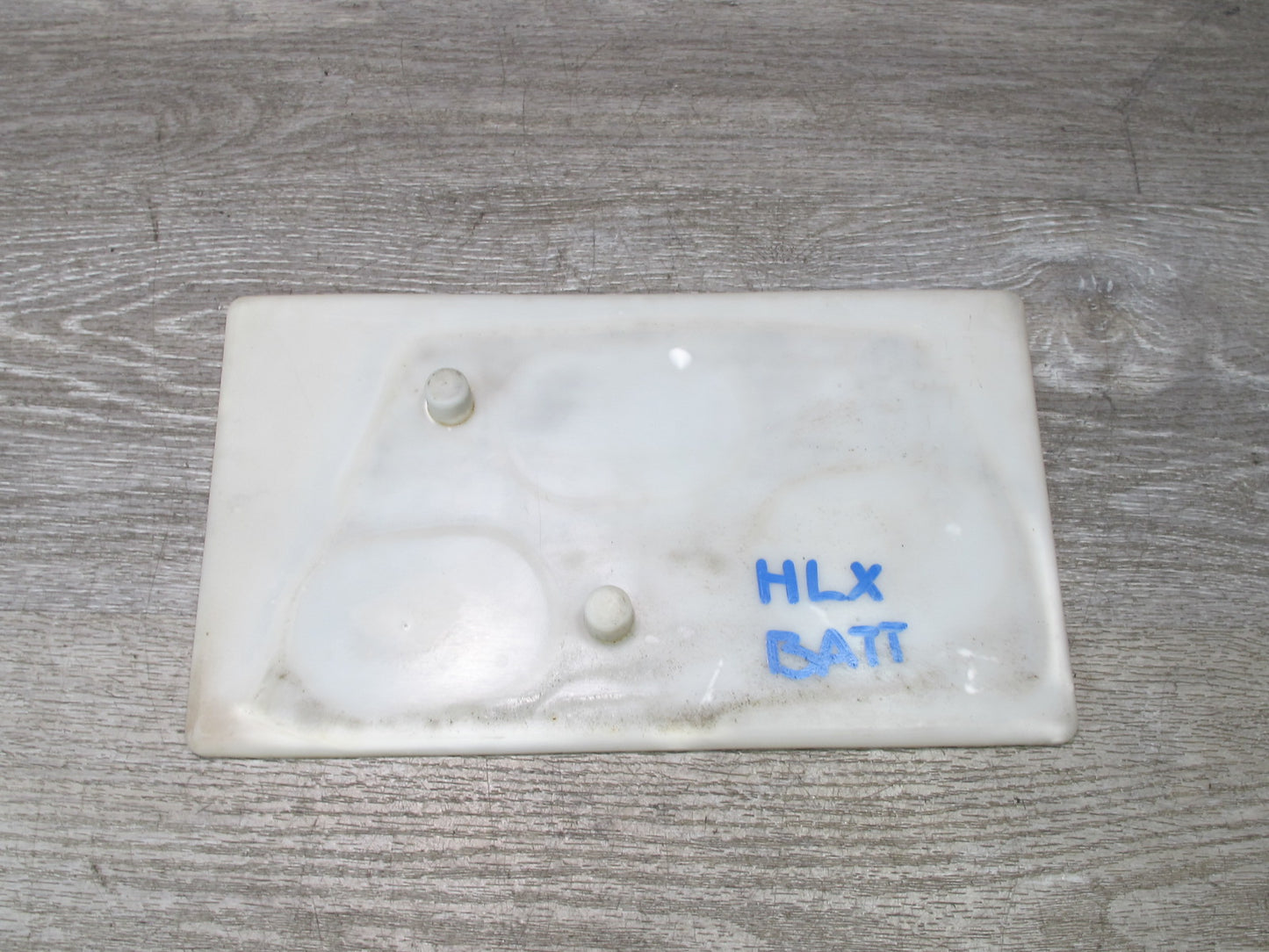 2003-2007 Lexus UZJ100L LX470 Battery Tray Bracket Support Set