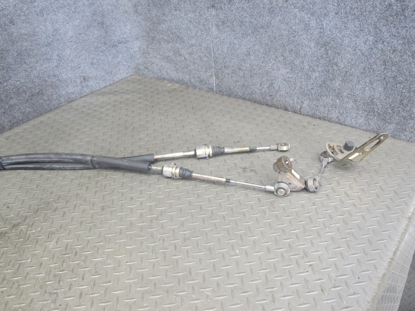 2000-2004 Porsche Boxster 986 5 Speed Manual Transmission Shifter Cable Linkage