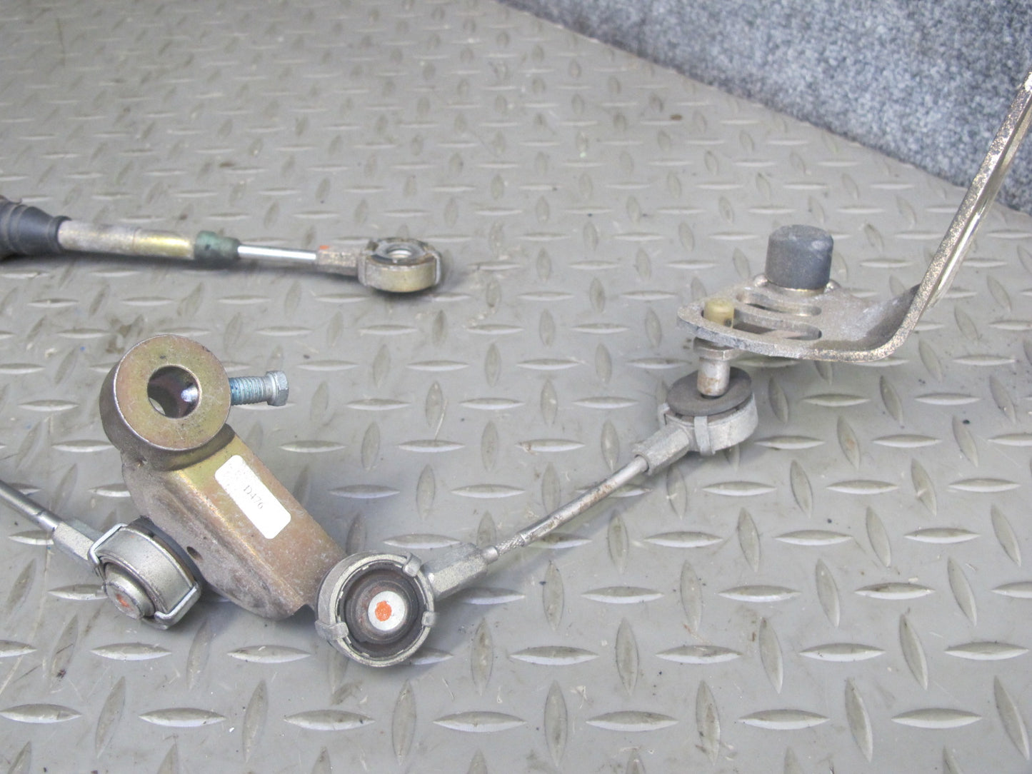 2000-2004 Porsche Boxster 986 5 Speed Manual Transmission Shifter Cable Linkage