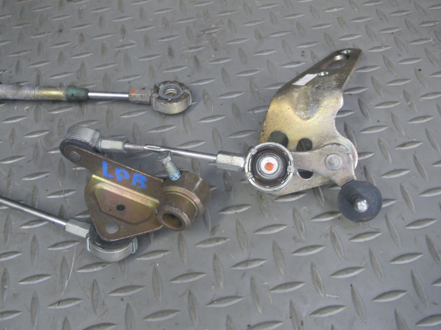 2000-2004 Porsche Boxster 986 5 Speed Manual Transmission Shifter Cable Linkage