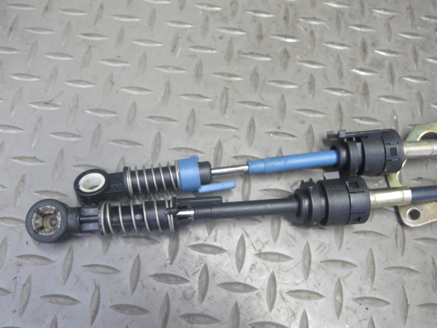 2000-2004 Porsche Boxster 986 5 Speed Manual Transmission Shifter Cable Linkage