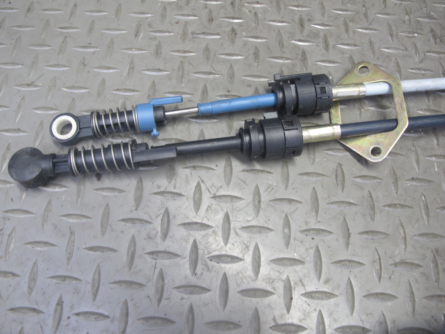 2000-2004 Porsche Boxster 986 5 Speed Manual Transmission Shifter Cable Linkage