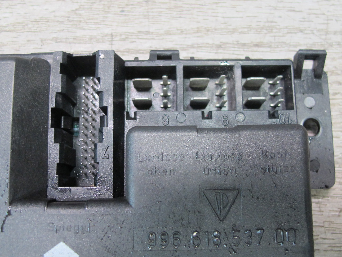 1998-2004 Porsche 911 996 Seat Memory Control Unit Module 99661853700