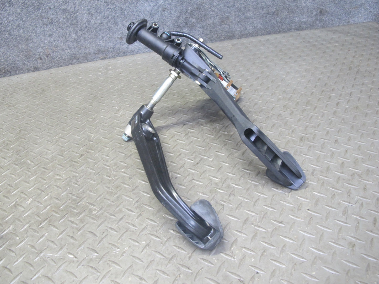 2000-2004 Porsche Boxster 986 M/T Accelerator Gas Brake Clutch Pedal Set
