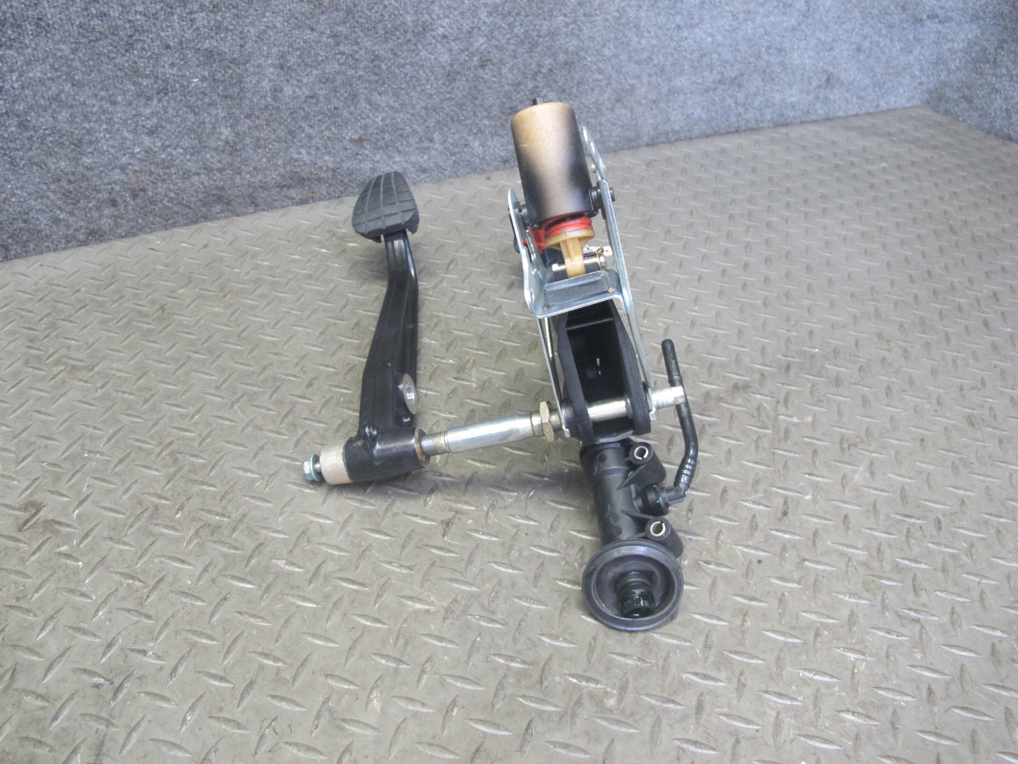 2000-2004 Porsche Boxster 986 M/T Accelerator Gas Brake Clutch Pedal Set