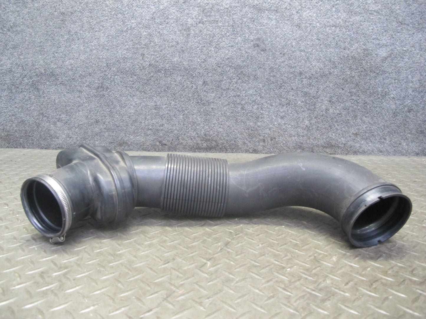 2000-2004 Porsche Boxster 986 Manual Trans Engine Air Intake Hose Tube Pipe