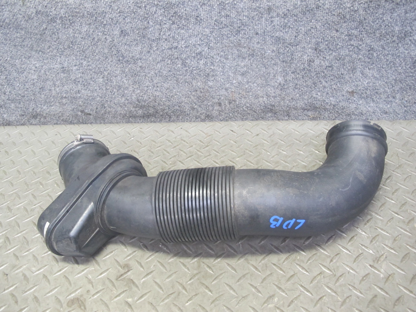 2000-2004 Porsche Boxster 986 Manual Trans Engine Air Intake Hose Tube Pipe