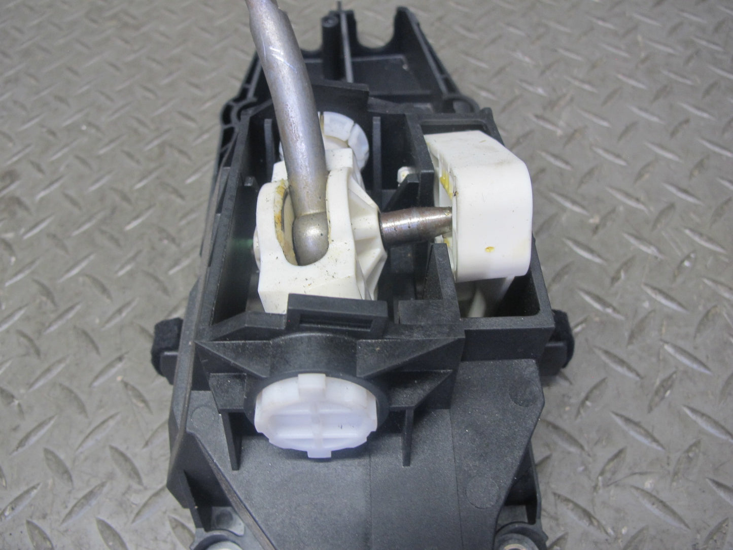 2000-2004 Porsche Boxster 986 5-SPEED Manual Transmission Gear Shifter