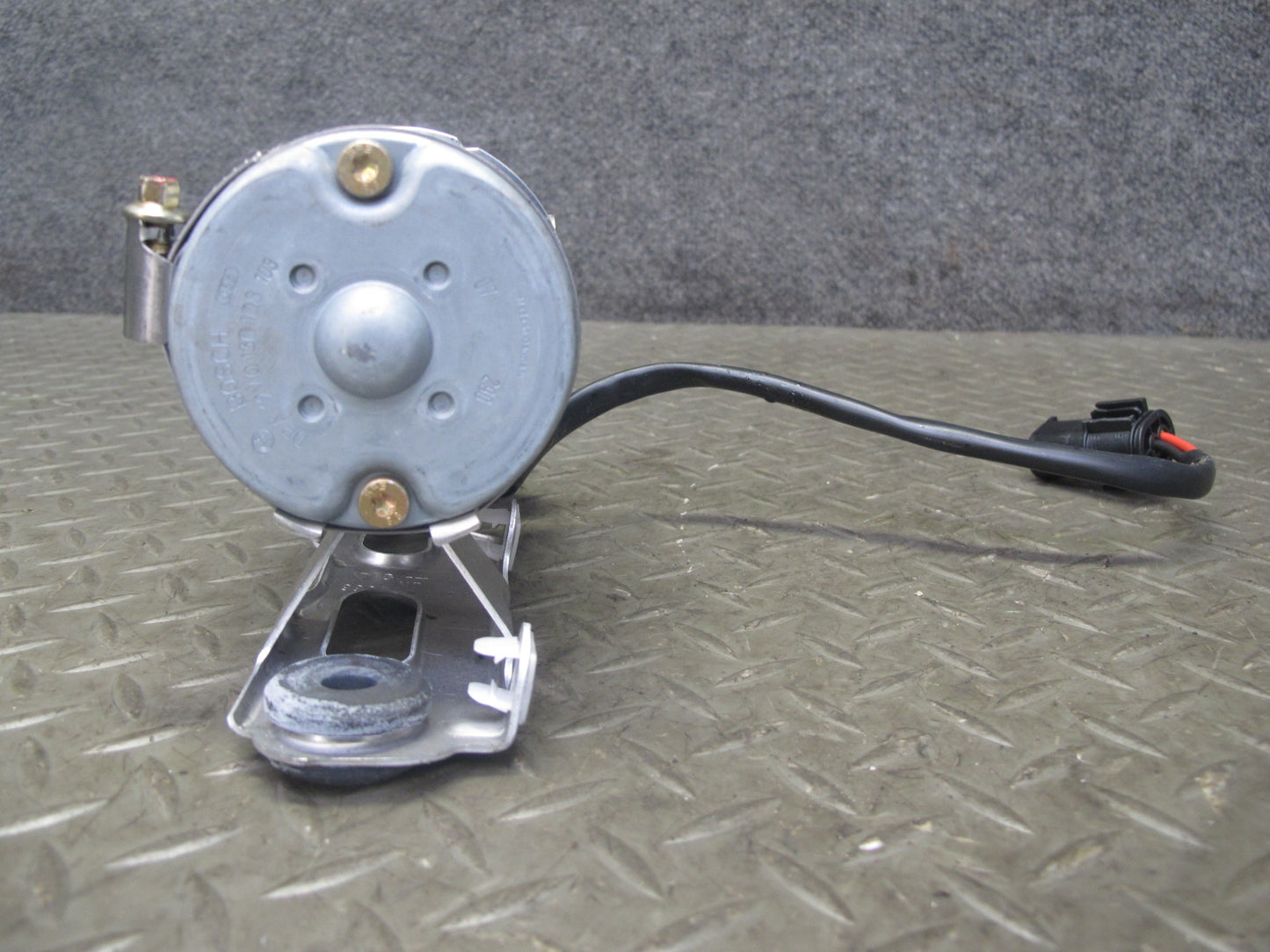 2001-2004 Porsche Boxster 986 ABS Anti Lock Brake PRE Charge Pump 99635577541