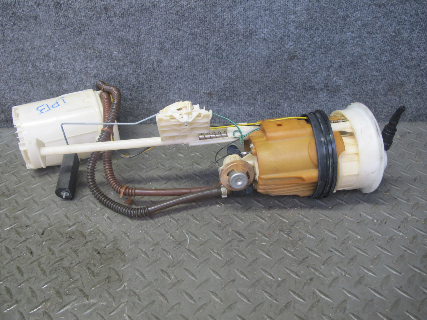 2002-2004 Porsche Boxster 986 in Tank Fuel Gas Pump Sender Unit Module Assembly