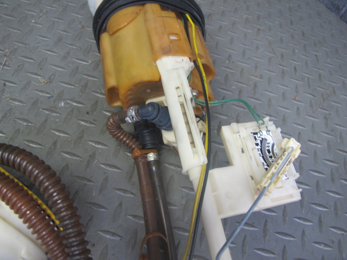 2002-2004 Porsche Boxster 986 in Tank Fuel Gas Pump Sender Unit Module Assembly