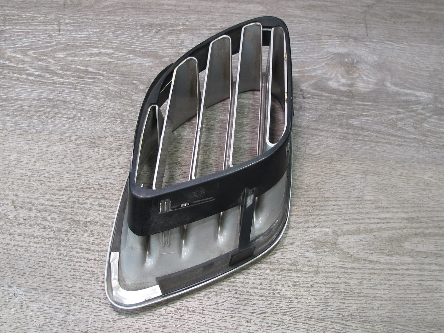 2003-2004 Porsche Boxster 986 Right & Left Side Quarter Air Intake Vent Set