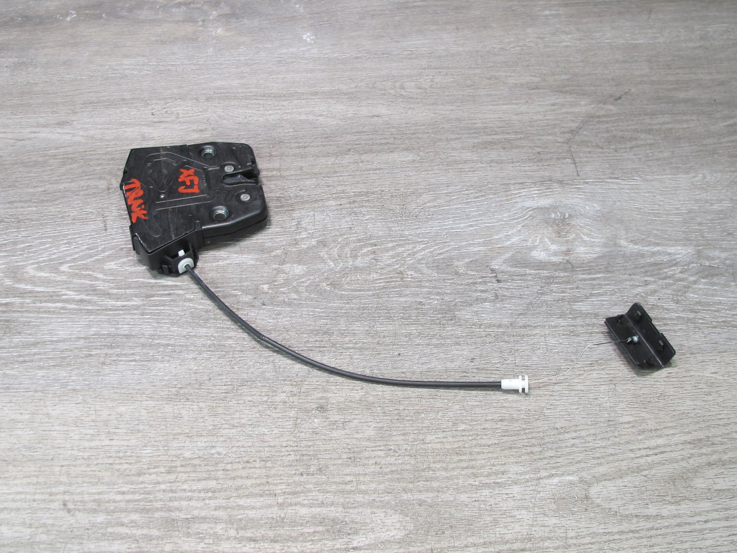 2007-2013 BMW E70 X5 Rear Trunk Lid Lock Latch Actuator 7308849