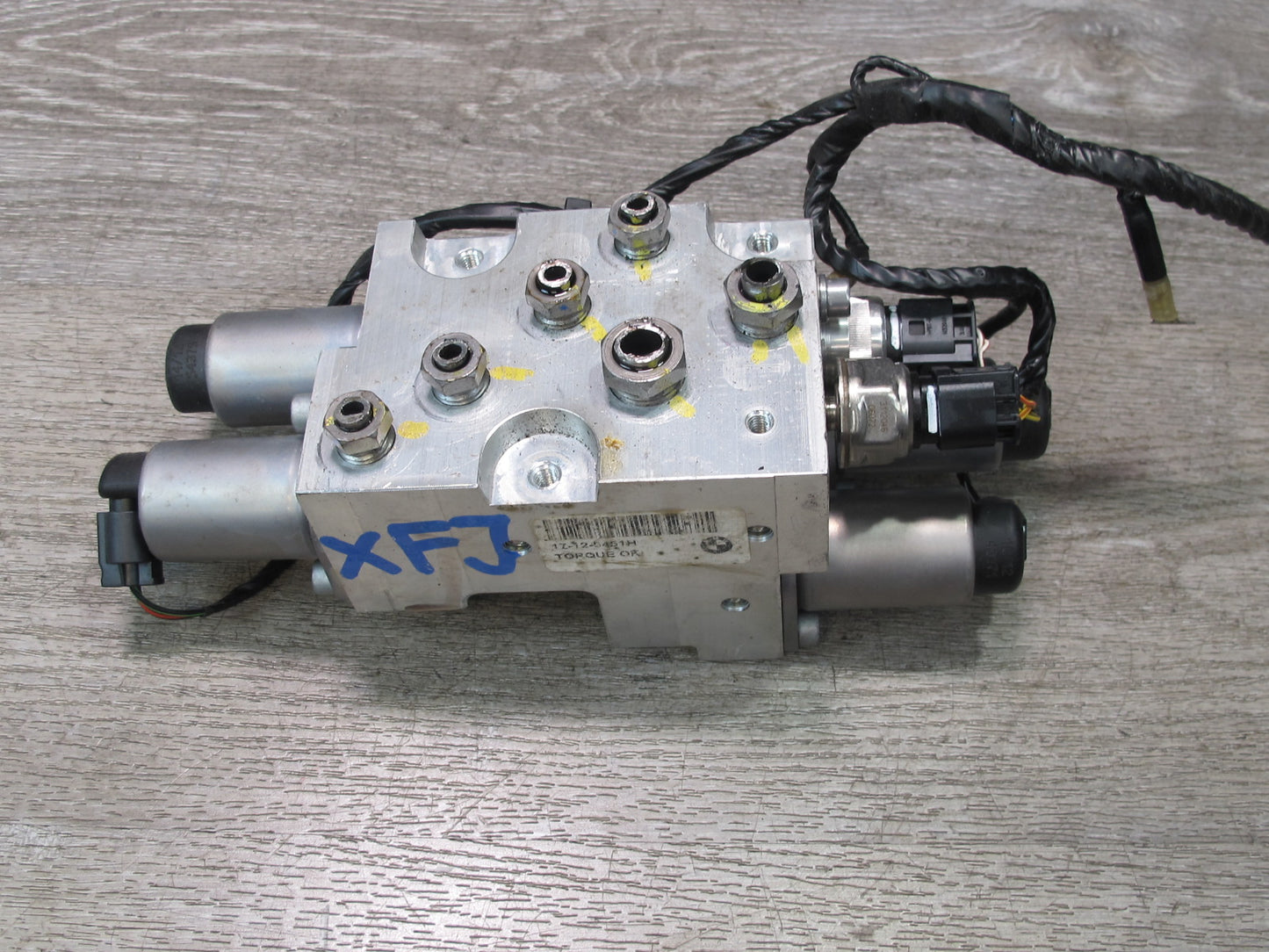 2007-2013 BMW E70 E71 E72 Dynamic Drive Suspension Valve Block 6794578