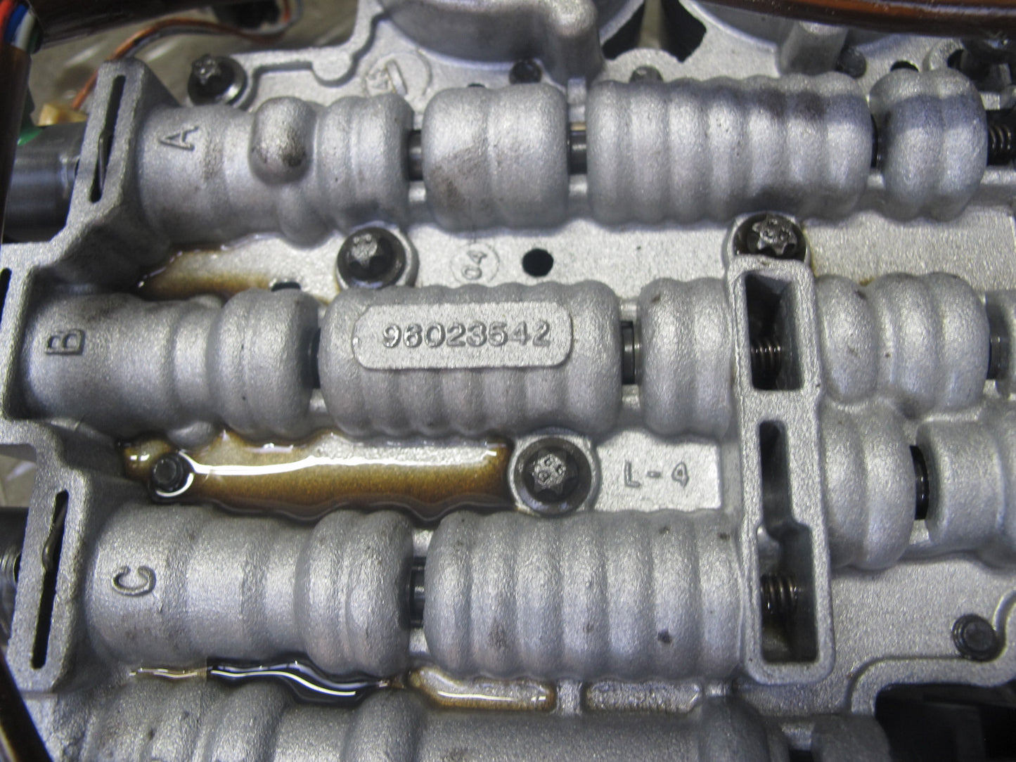 04-06 BMW E46 330i 330Ci A5S 390R A/T Transmission Valve Body Mechatronic OEM