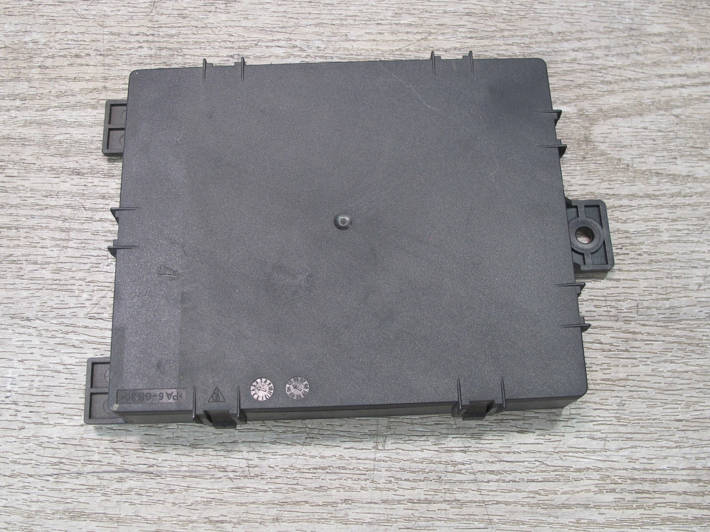 2005-2012 Porsche 911 997 Boxster Body Control Module 99761010205