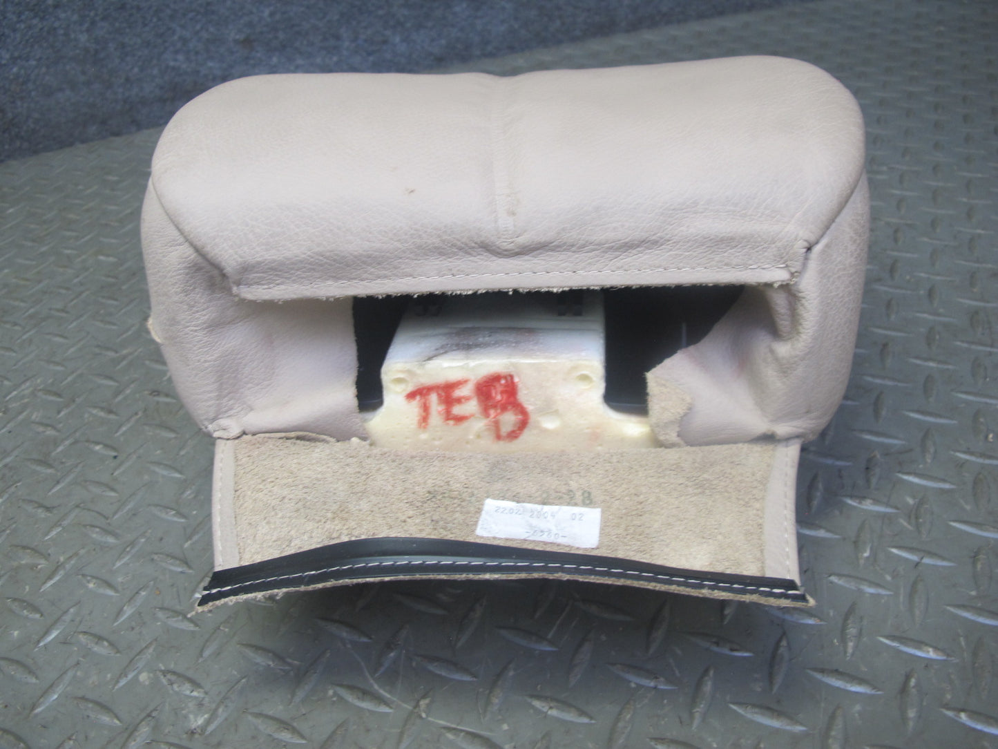 01-06 BMW E46 Convertible Front Left & Right Leather Headrest Beige OEM
