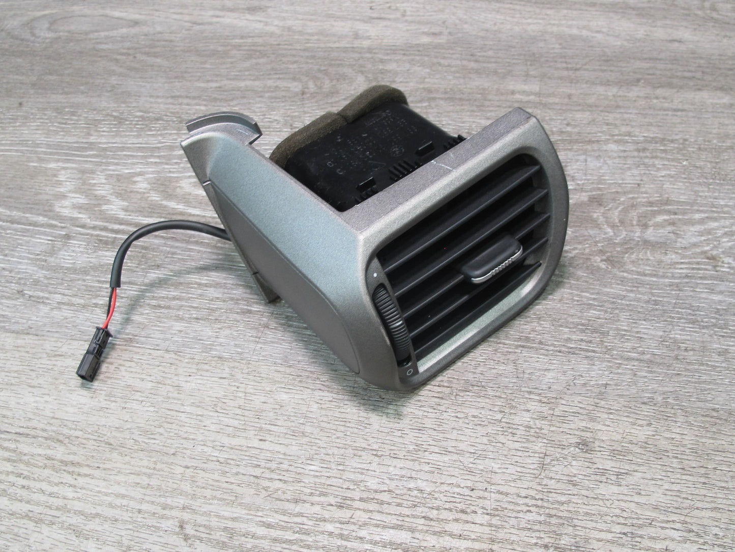 2005-2012 Porsche 911 997 Dash Front Left & Right A/C Air Vent Grille Set of 2