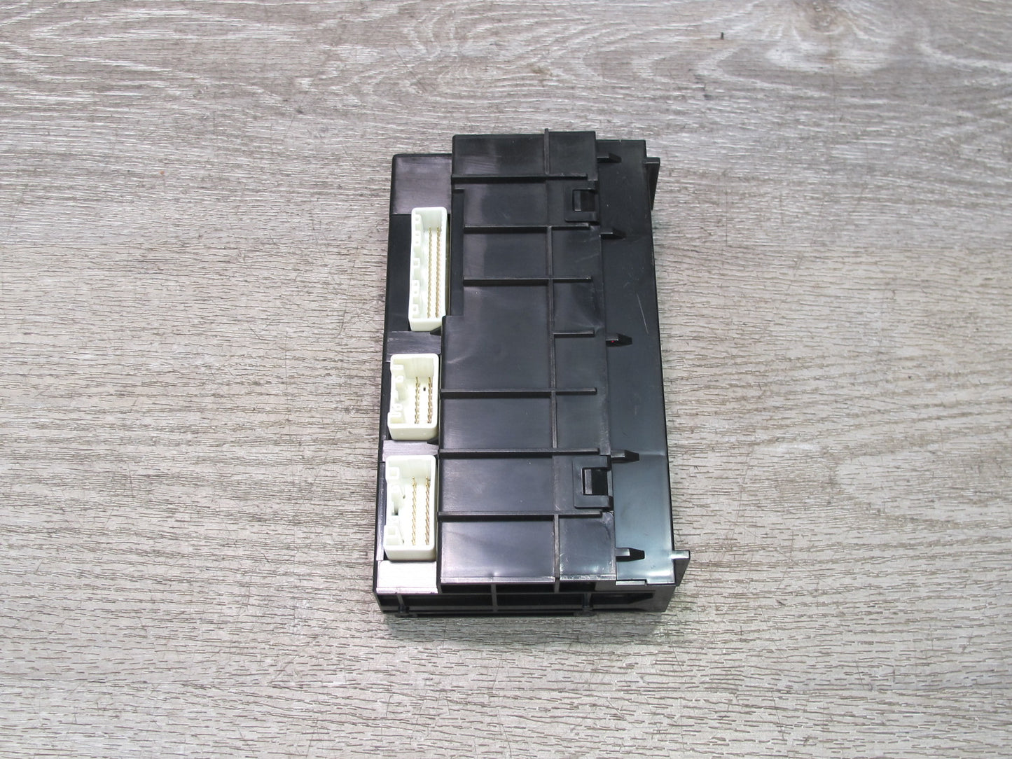 2003-2007 Lexus UZJ100L LX470 A/C Air Conditioner Amplifier Hvac Control Module
