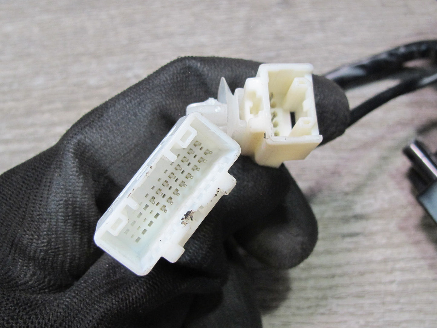 2003-2004 Lexus UZJ100L LX470 Heater Window Defrost Control Switch 55912-60180