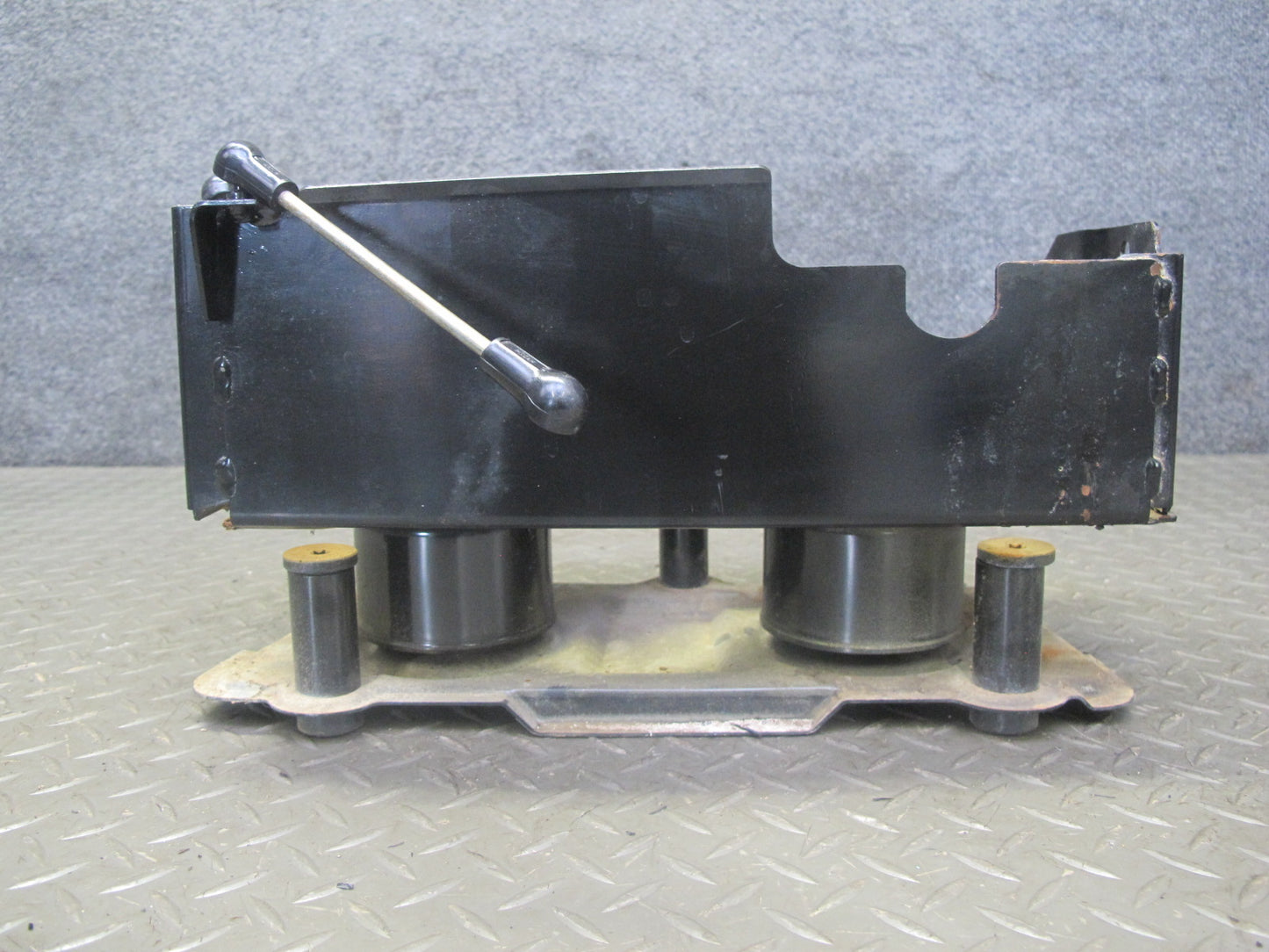 01-06 BMW E46 Convertible Battery Tray Vibration Absorber Bracket Assembly OEM