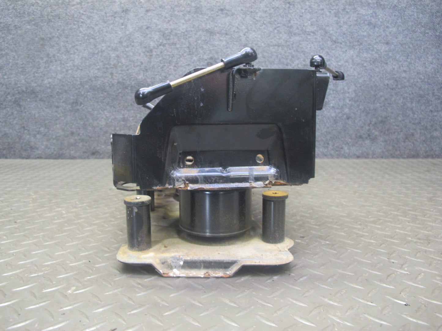 01-06 BMW E46 Convertible Battery Tray Vibration Absorber Bracket Assembly OEM