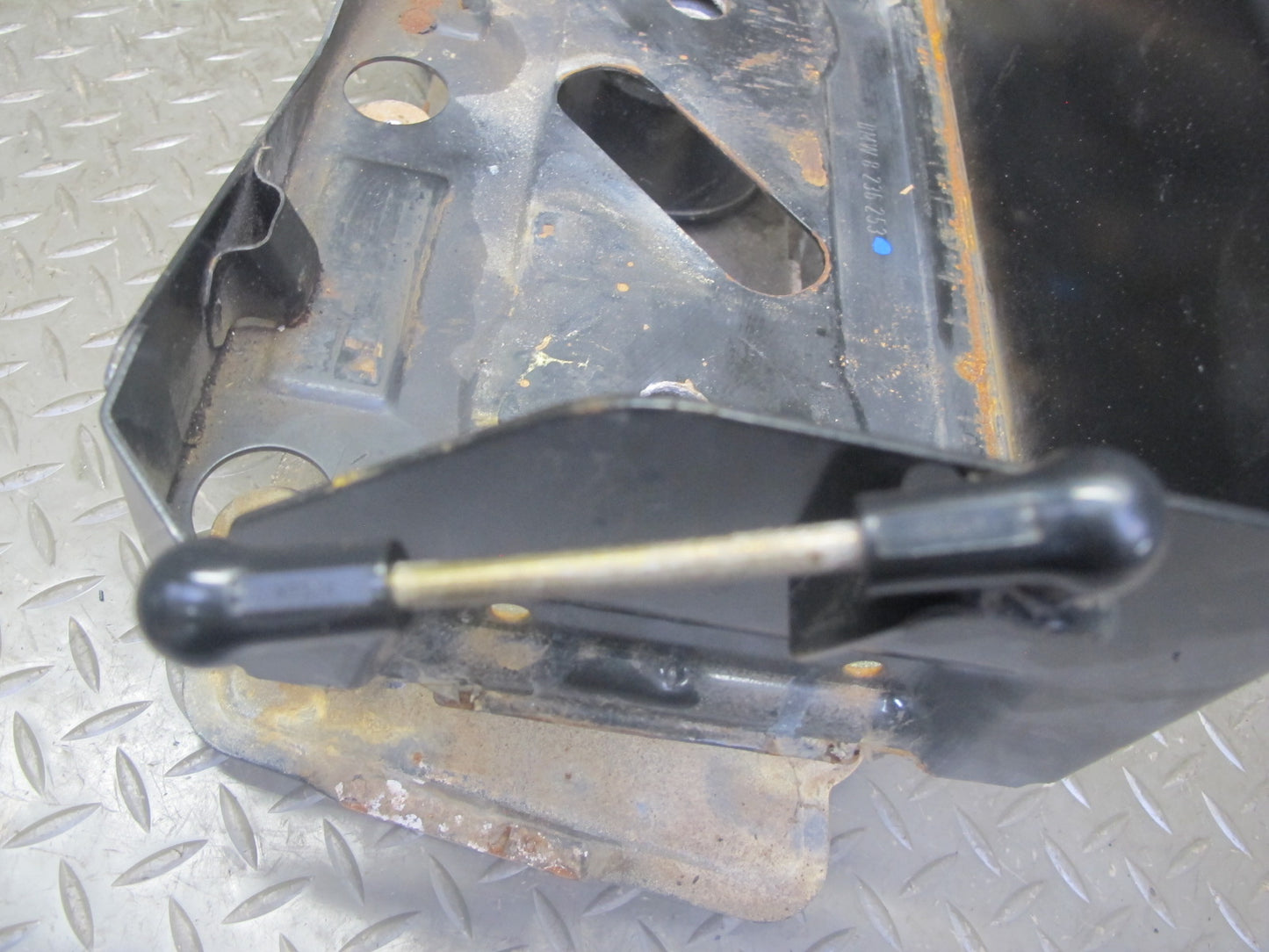 01-06 BMW E46 Convertible Battery Tray Vibration Absorber Bracket Assembly OEM
