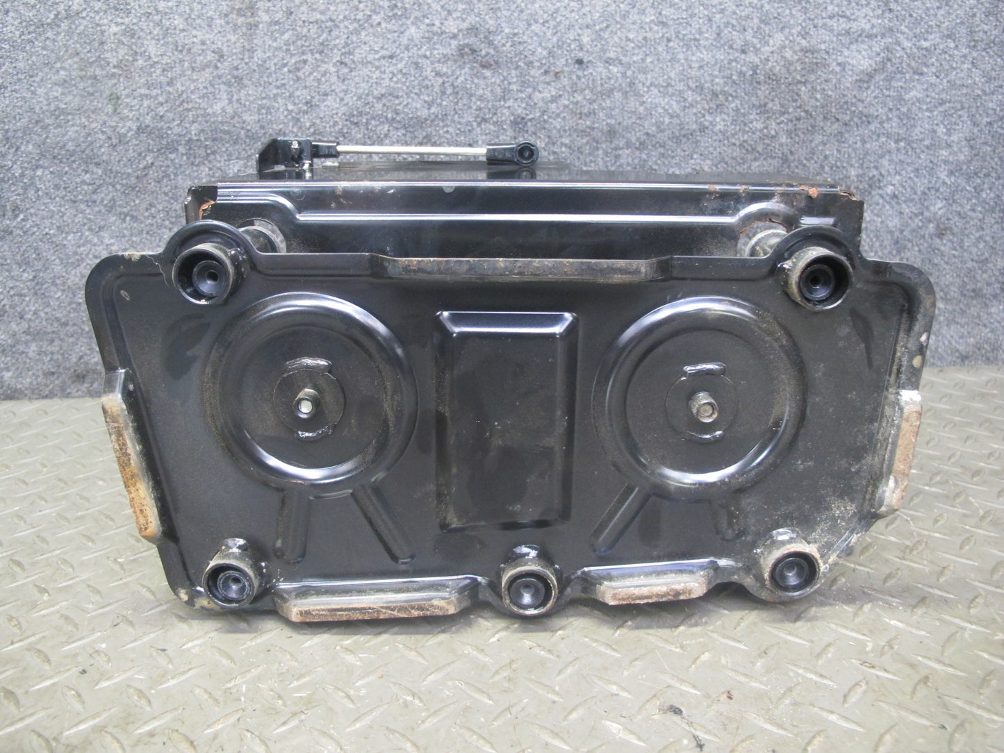 01-06 BMW E46 Convertible Battery Tray Vibration Absorber Bracket Assembly OEM