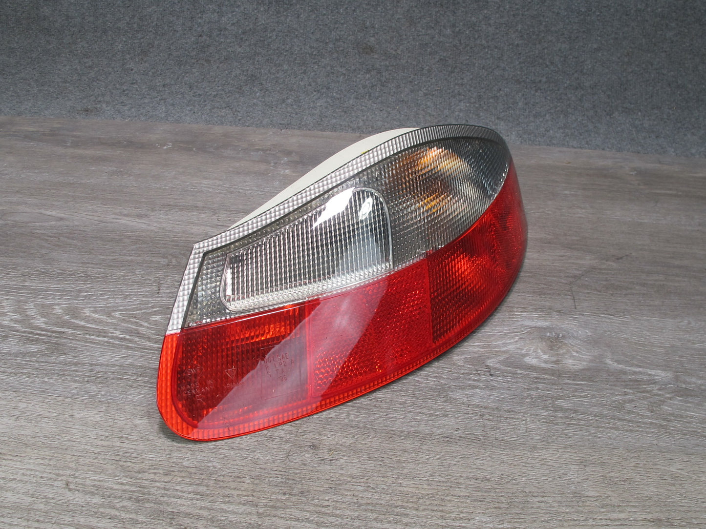 2003-2004 Porsche Boxster 986 Rear Right Passenger Side Tail Light Lamp