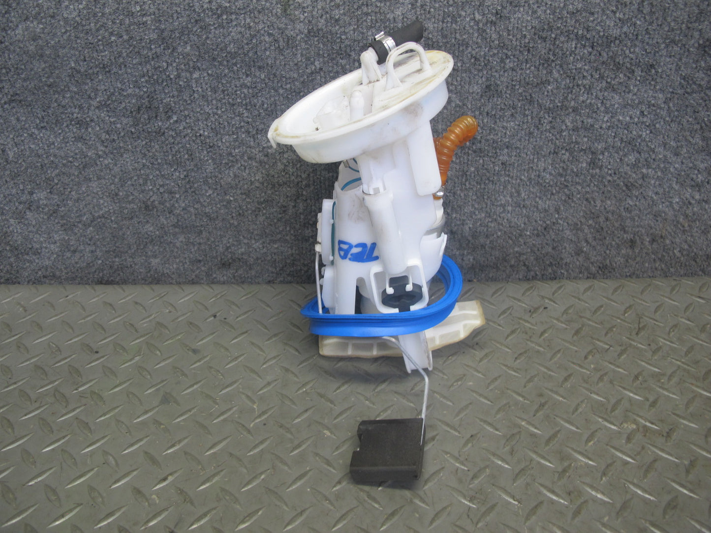 01-06 BMW E46 330i 330Ci 3.0L M54 Fuel Pump Level Sensor Sending Unit Set OEM