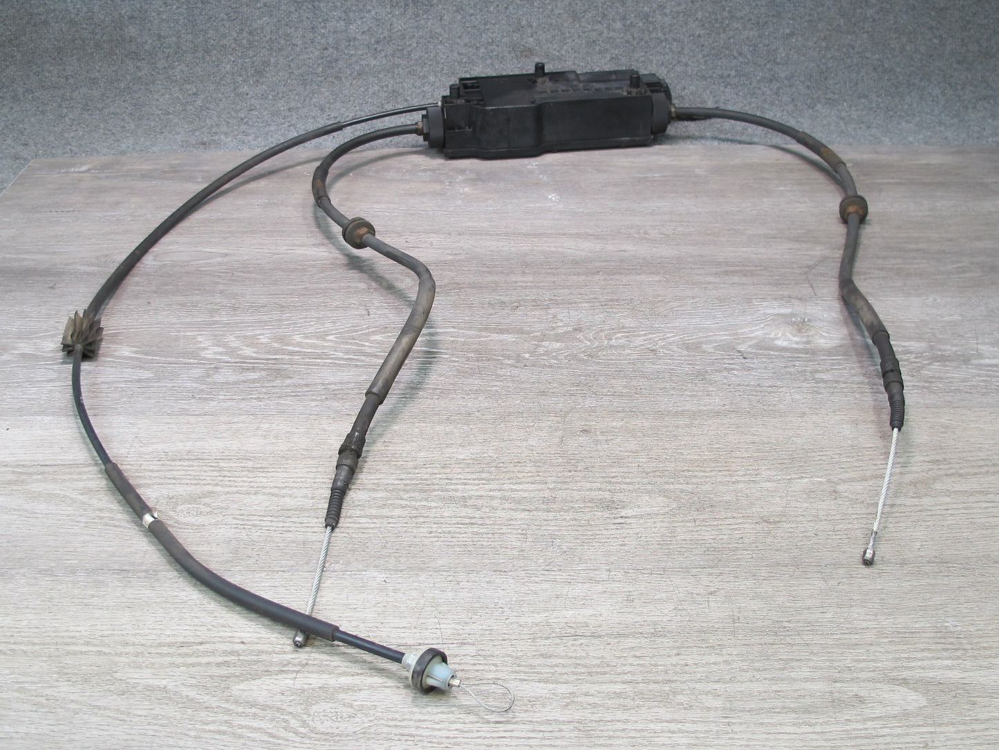 2007-2013 BMW E70 E71 E72 Emergency Parking Brake Actuator Motor w Cables