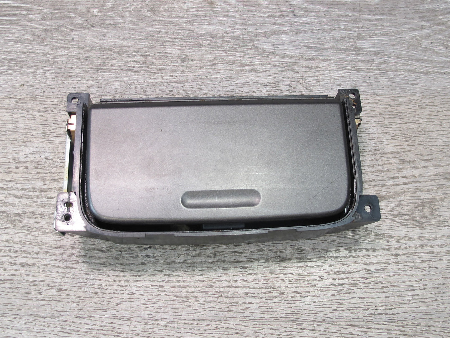 98-05 Lexus JZS160L GS400 GS430 GS300 Center Console CUP Holder 55620-30050 OEM