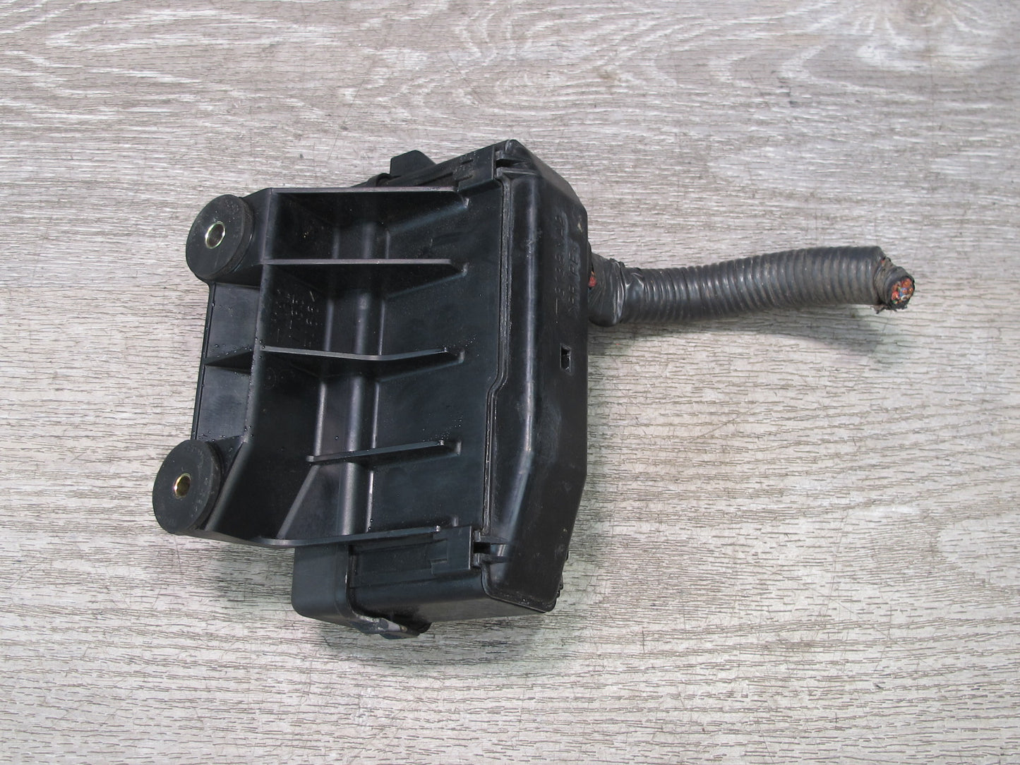 98-00 Lexus GS300 JZS160L Underhood Fuse Relay Box 3138XA2 OEM