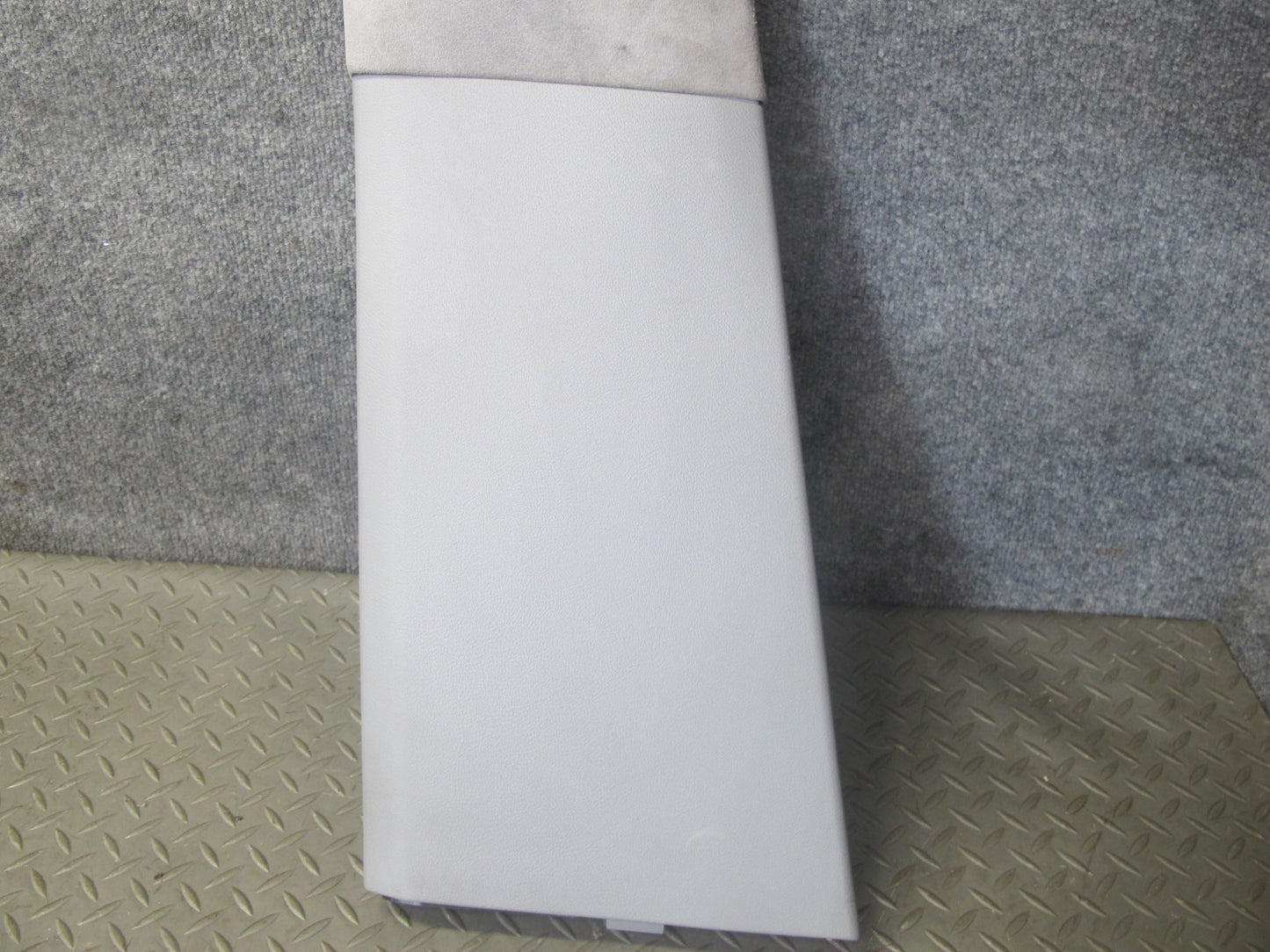 2003-2010 Porsche Cayenne 955 Left & Right B Pillar Upper Trim Cover Panel Set