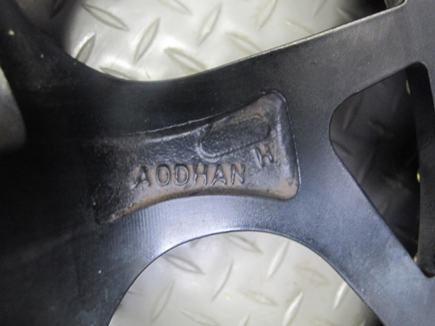 Aodhan DS01 Gloss Black 18" R18 Alloy Wheel Rim 18x9.5J ET22 5x114.3 w Cap