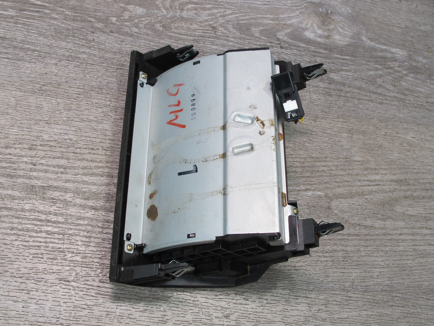 98-05 Lexus JZS160L GS400 GS430 GS300 Front Center Console Ashtray Black OEM
