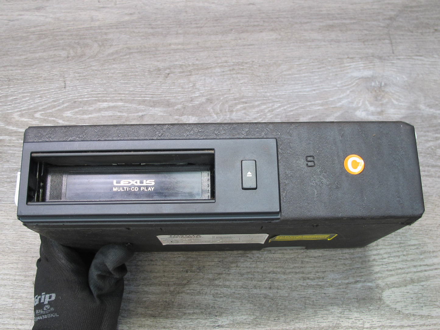98-02 Lexus JZS160L GS400 GS430 GS300 CD Changer w Magazine 86270-30150 OEM