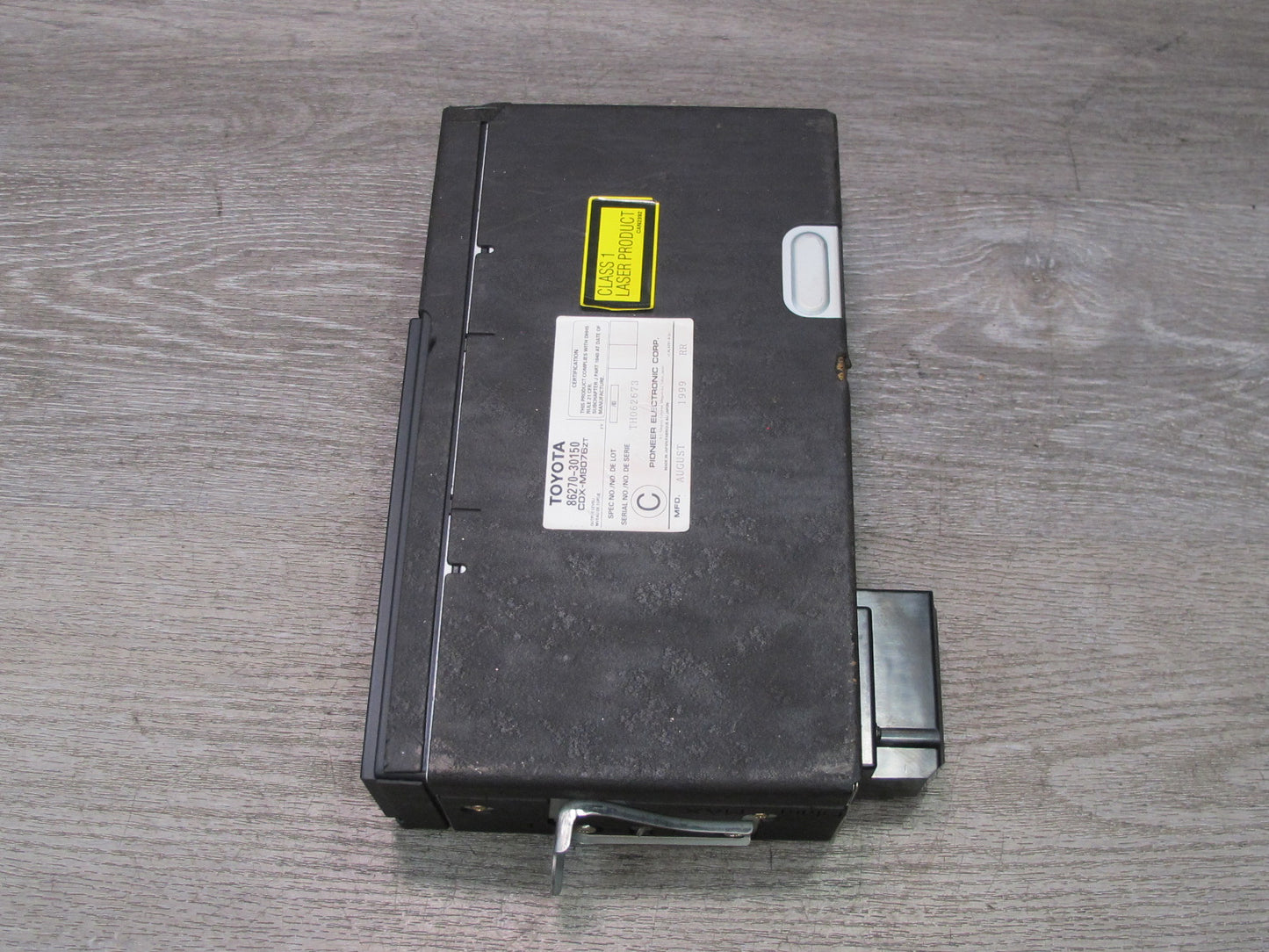 98-02 Lexus JZS160L GS400 GS430 GS300 CD Changer w Magazine 86270-30150 OEM
