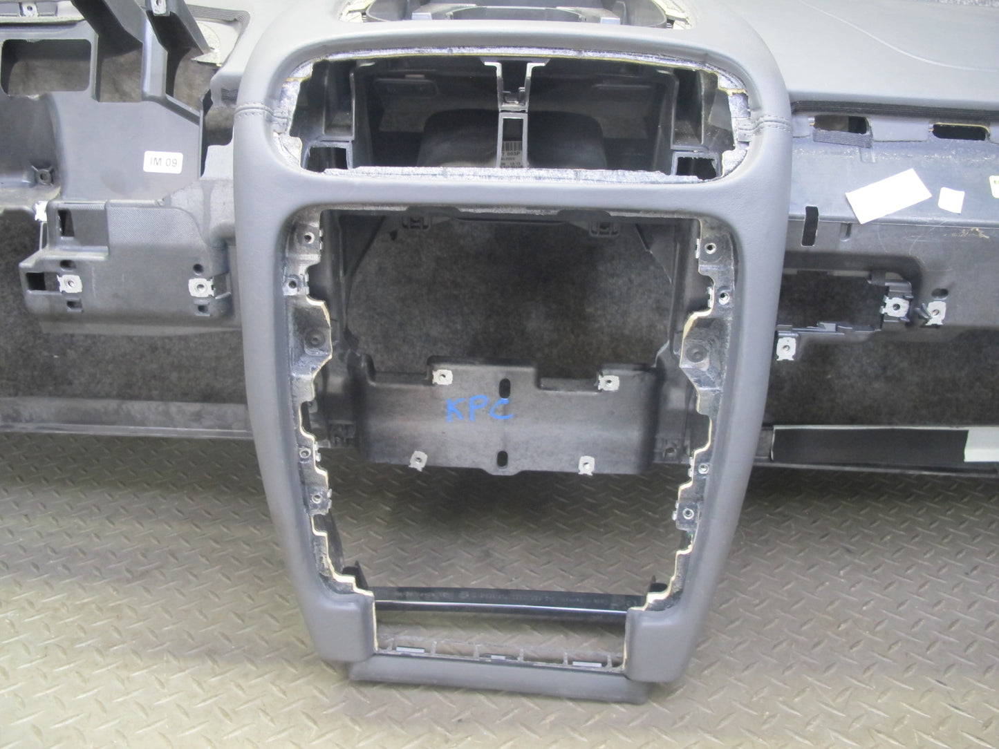 2003-2006 Porsche Cayenne 955 Dashboard Dash Instrument Panel Cover