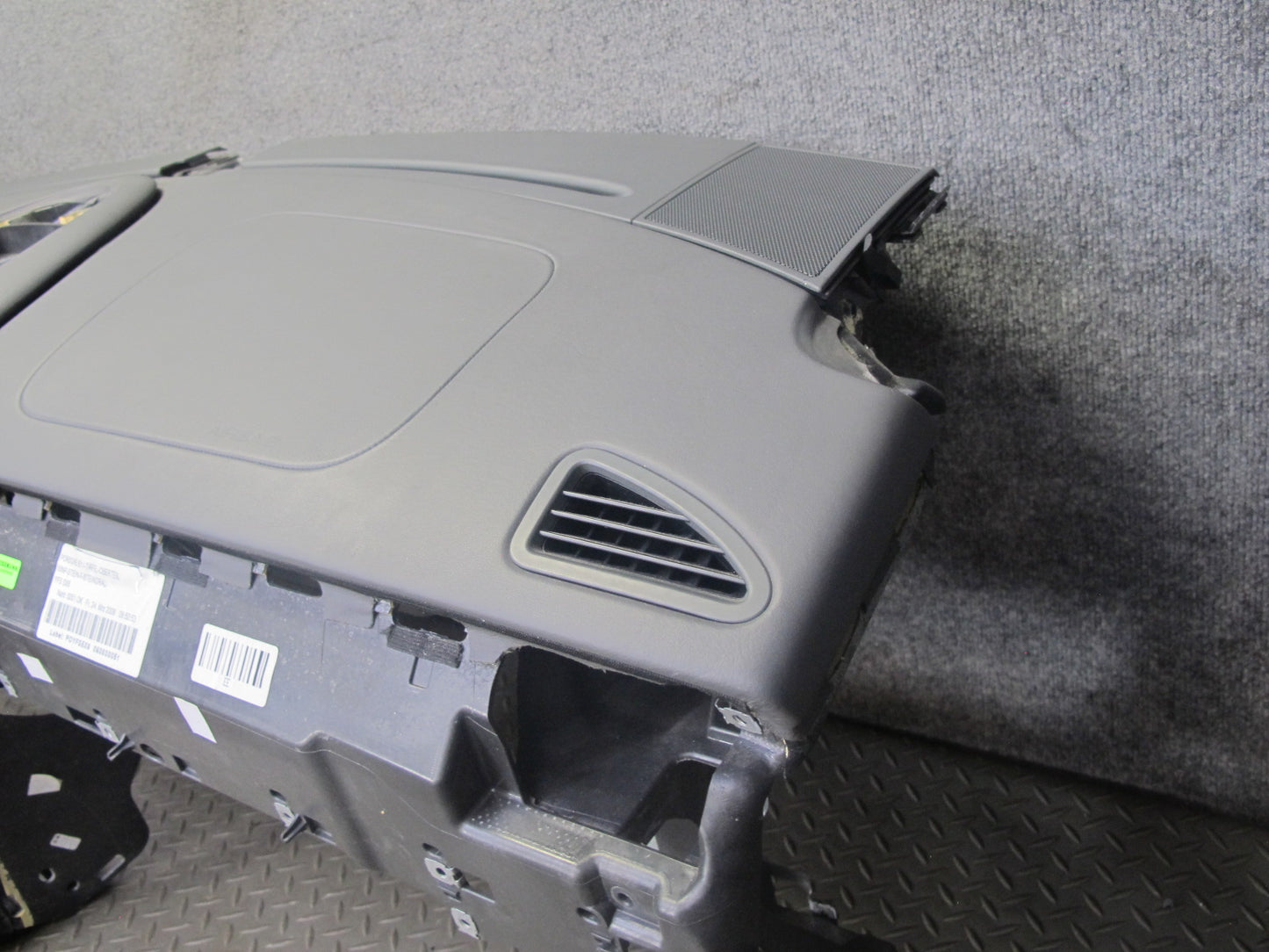 2003-2006 Porsche Cayenne 955 Dashboard Dash Instrument Panel Cover