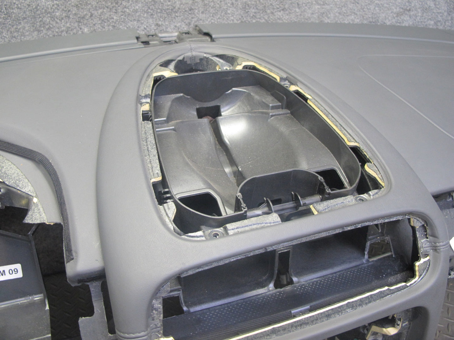 2003-2006 Porsche Cayenne 955 Dashboard Dash Instrument Panel Cover