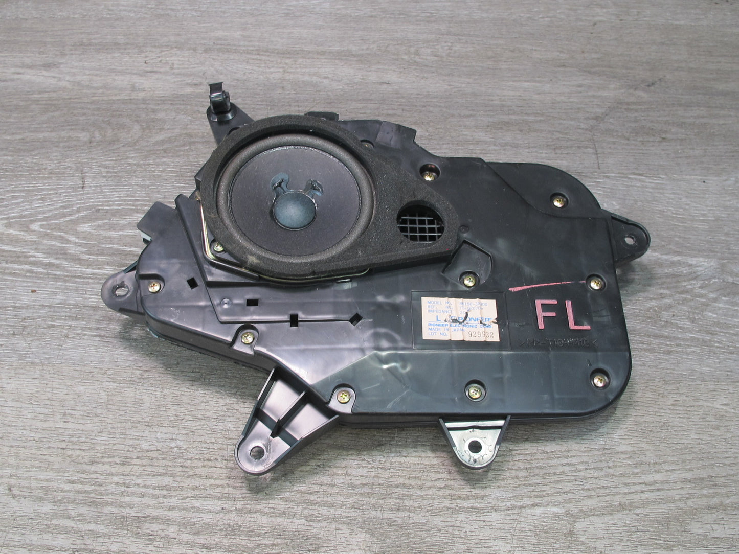 98-04 Lexus GS400 GS430 GS300 Set of 2 Front Left & Right Door Speaker OEM