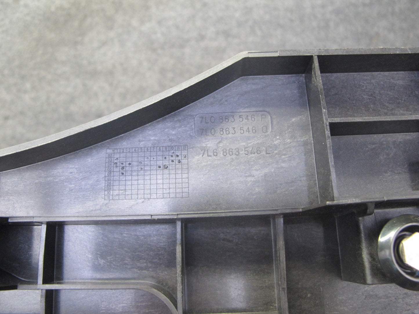 2003-2010 Porsche Cayenne 955 Rear Trunk Floor Carpet Compartment Cover
