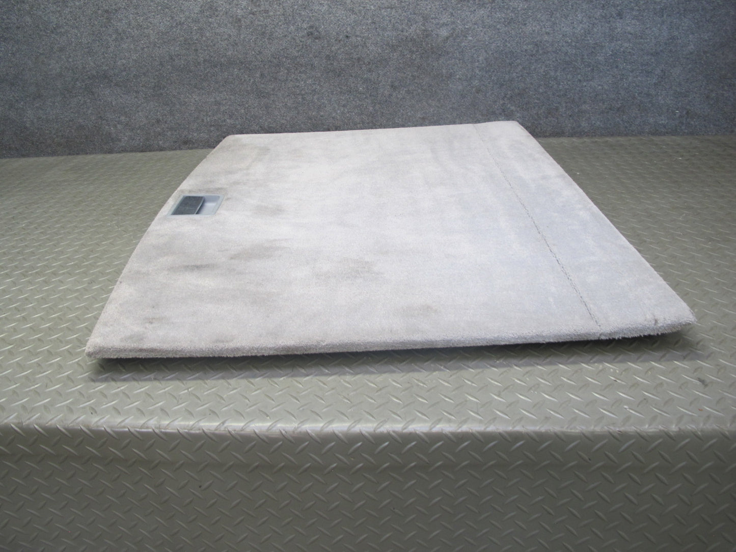 2003-2010 Porsche Cayenne 955 Rear Trunk Floor Carpet Compartment Cover