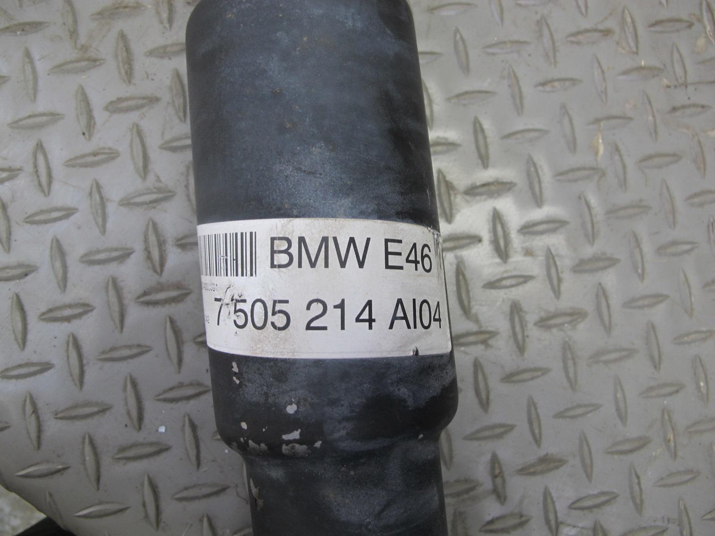04-06 BMW E46 330i 330Ci RWD A/T Auto Transmission Driveshaft Drive Shaft OEM
