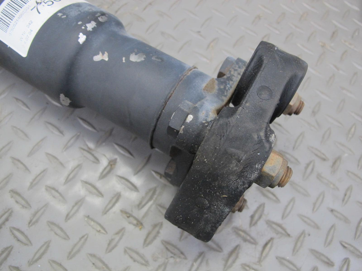 04-06 BMW E46 330i 330Ci RWD A/T Auto Transmission Driveshaft Drive Shaft OEM