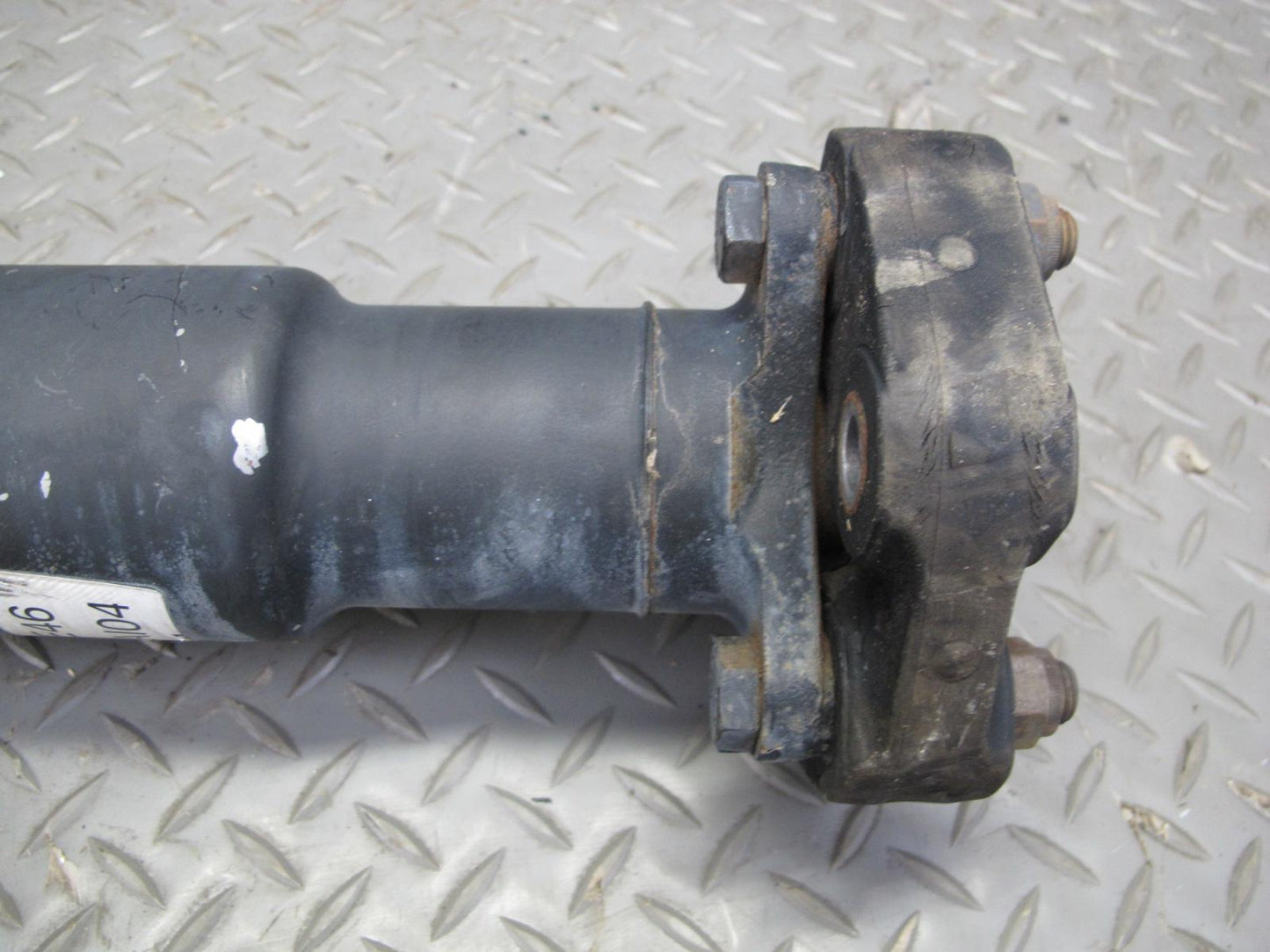 04-06 BMW E46 330i 330Ci RWD A/T Auto Transmission Driveshaft Drive Shaft OEM